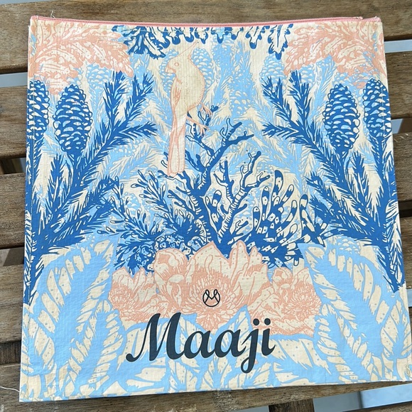 Agua Bendita/ Maaji Swimwear bags/cosmetic bags (3) - Picture 6 of 11